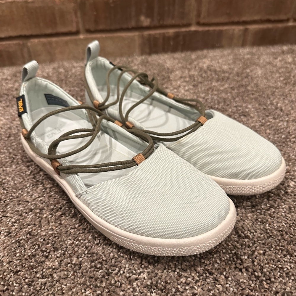 Teva Women's Voya Infinity MJ Mary Jane Shoes Size 7 Mint Green Olive